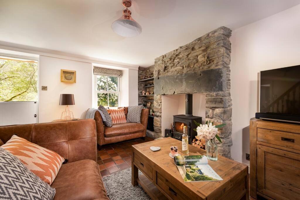 Charming Riverside Cottage In Snowdonia National Park Tanygrisiau Eksteriør billede