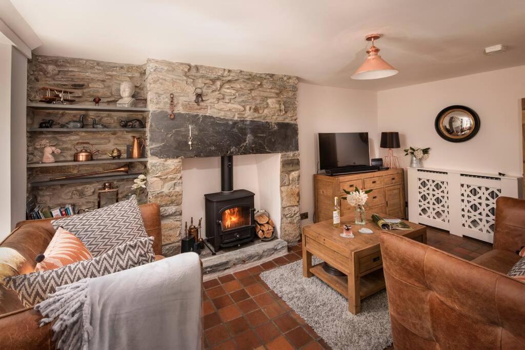 Charming Riverside Cottage In Snowdonia National Park Tanygrisiau Eksteriør billede