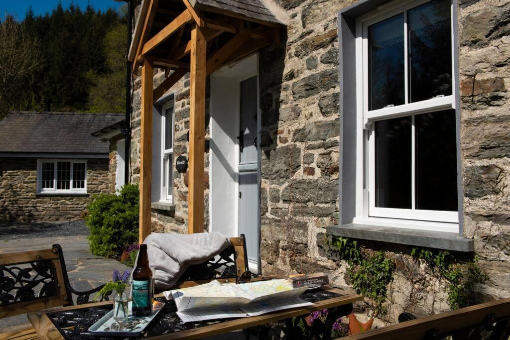 Charming Riverside Cottage In Snowdonia National Park Tanygrisiau Eksteriør billede